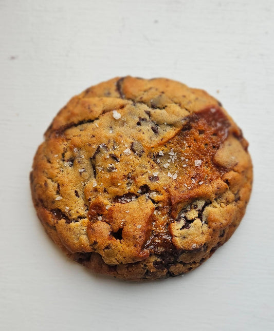 Caramel sea salt chocolate chip cookie